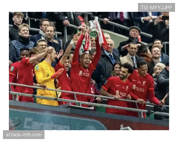 沙勒罗瓦进攻体系全面升级，新战术引发足坛关注