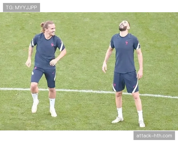 格列兹曼与博格巴:进攻组织能力与终结效率对比分析 格列兹曼与博格巴:进攻组织能力与终结效率对比分析