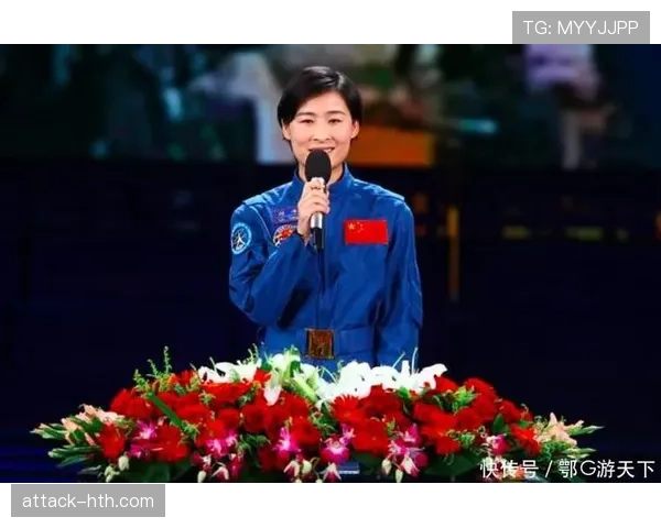 刘洋家的冰箱里只放蛋白粉和冰块